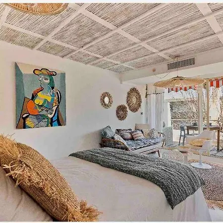 דירה Junior Saint-tropez, Renove 2023, Plein Centre, Piscine, Climatise! סן טרופז