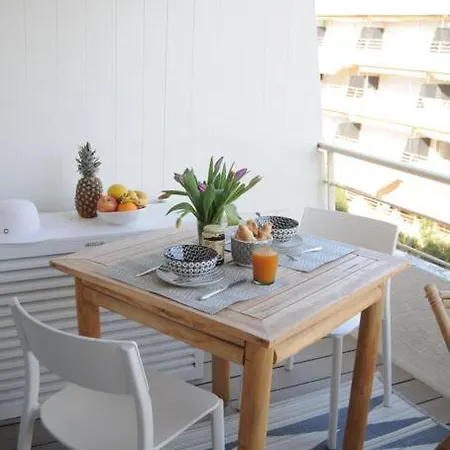 Apartment Junior Saint-tropez, Renove 2023, Plein Centre, Piscine, Climatise! *